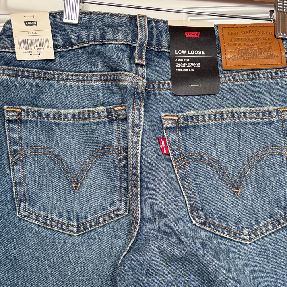 Levi's Relaxed Fit Low Loose Jeans - Light Blue